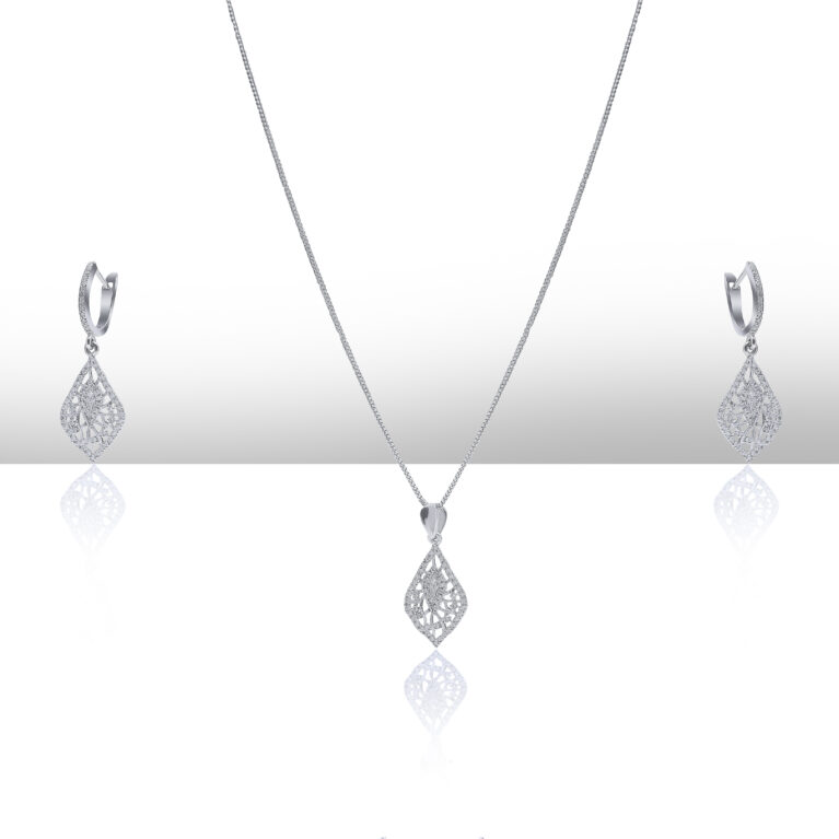 Whispering Willow Diamond Set